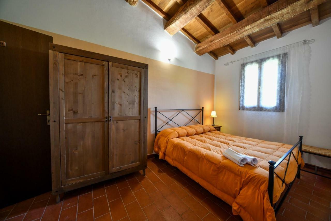 Agriturismo La Valle Dei Bronzetti Cascia Exterior foto